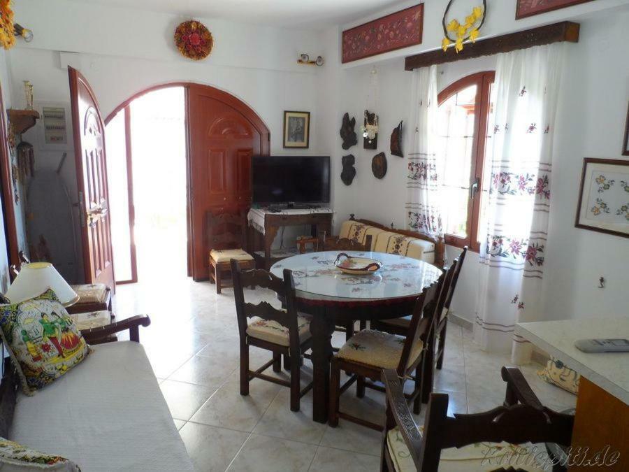 Liolio'S Manor Vila Agalianos Exterior foto